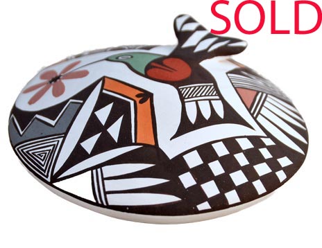 Carolyn Concho | Acoma Seed Pot | Penfield Gallery of Indian Arts | Albuquerque, New Mexico