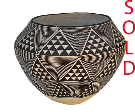 Jessie Garcia | Acoma Pueblo Olla Pot | Penfield Gallery of Indian Arts | Albuquerque, New Mexico