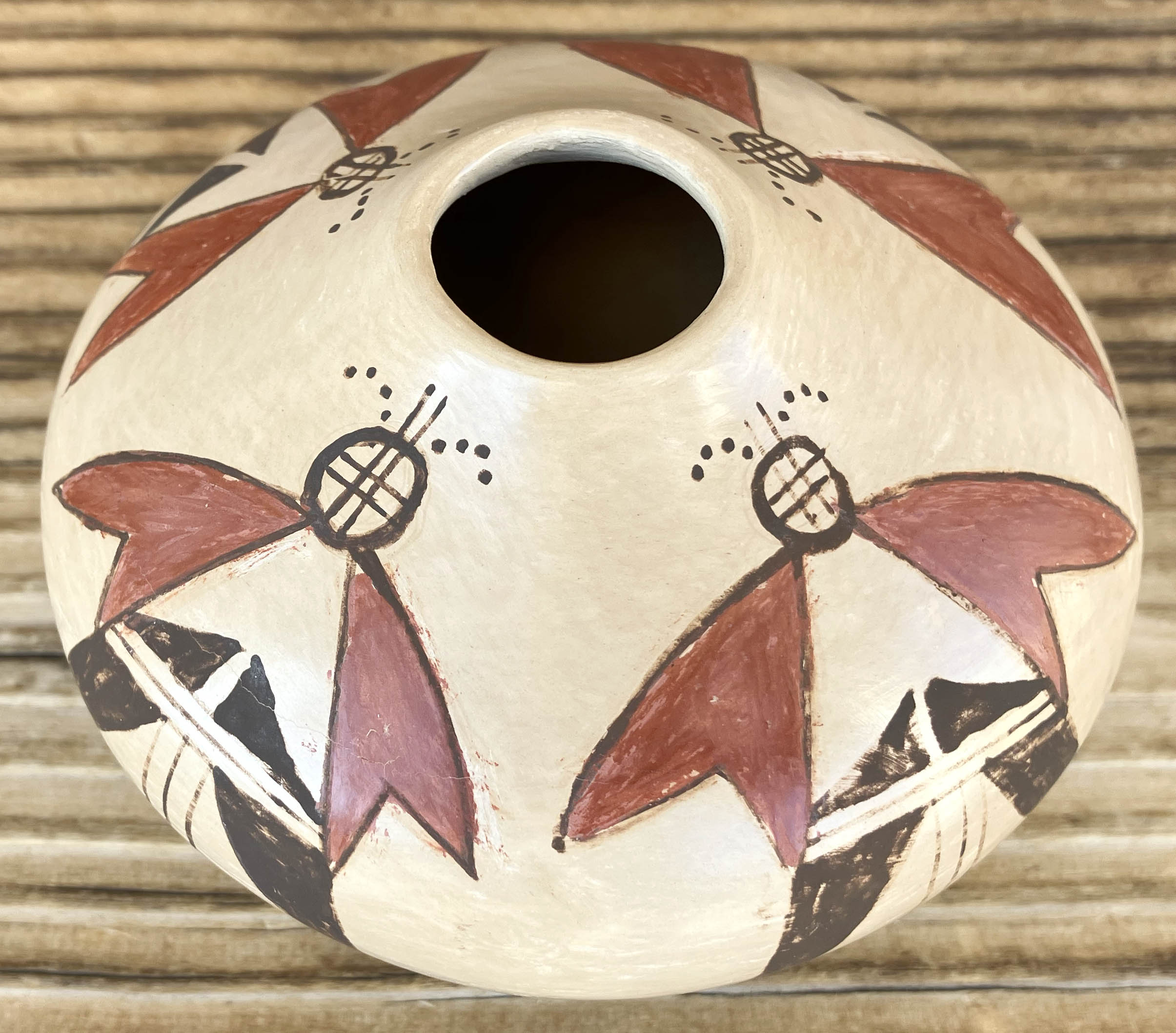 Dolores Curran | Santa Clara Pueblo Pot | Penfield Gallery of Indian Arts | Albuquerque, New Mexico